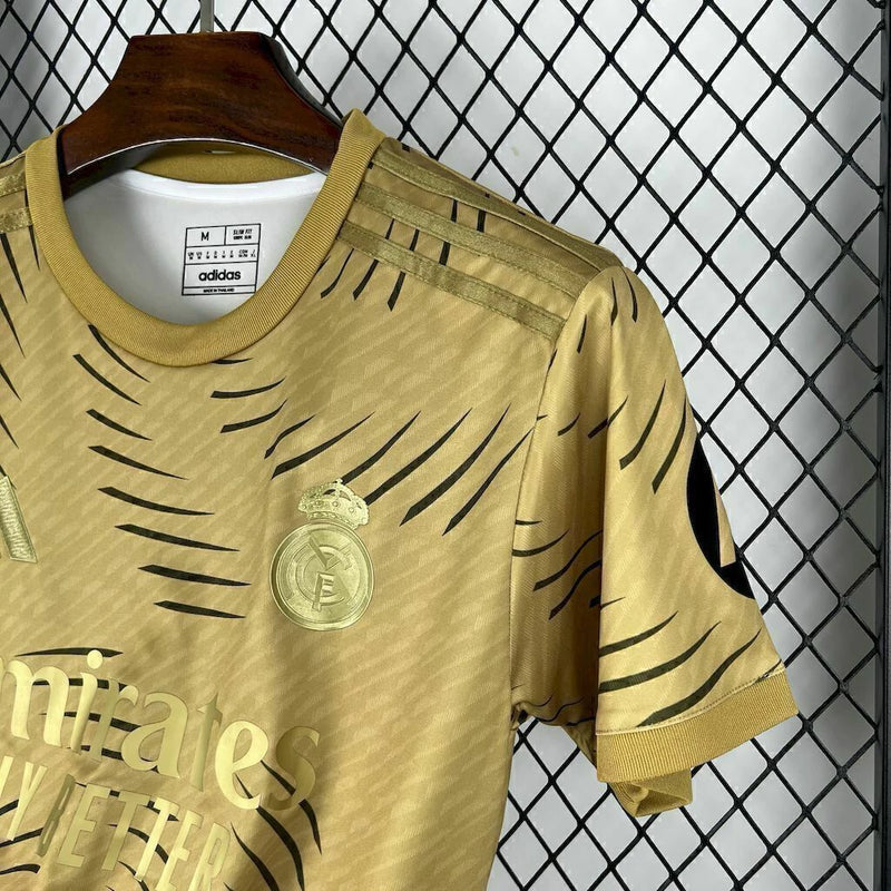 Camisa Real Madrid 25/26 Treino Torcedor - Dourado