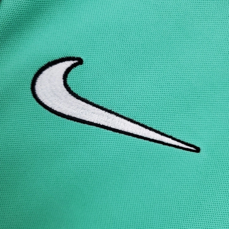 Camisa Nigéria Home I 1998/99 Nike Retrô Masculina verde, uniforme clássico das Super Eagles nos anos 90, modelo vintage histórico da seleção nigeriana de futebol”