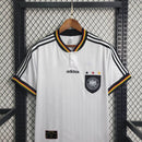 Camisa Alemanha Home I 1996/97 Adidas Retrô Masculina branca com detalhes em preto, vermelho e amarelo – modelo histórico para colecionadores e torcedores.