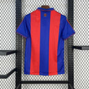 Camisa San Lorenzo Home I 2025/26 Torcedor Masculina azul com detalhes em vermelho, escudo estampado do clube argentino e tecido leve e respirável para torcedores."