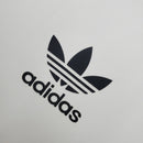 Camisa Colo-Colo Home I 1991/92 Adidas Retrô Masculina na cor branca com detalhes em preto. Modelo clássico retrô, ideal para colecionadores e torcedores do Colo-Colo.