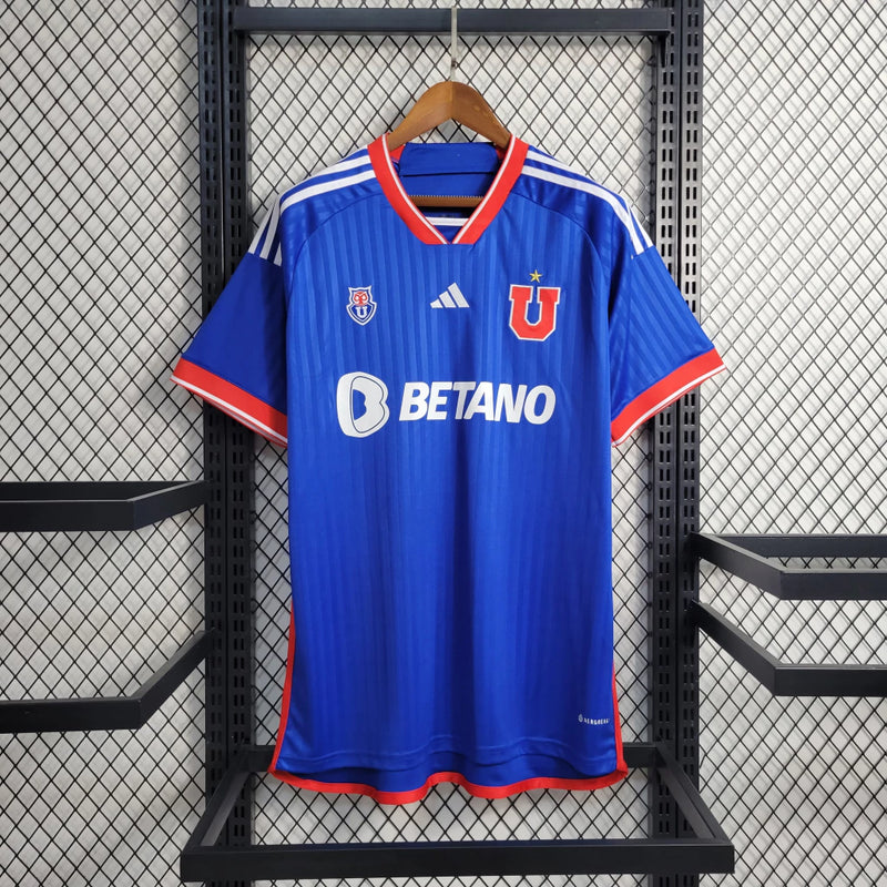 Camisa Universidad de Chile Home 2023/24 masculina azul, torcedor Adidas, uniforme futebol La U, camiseta oficial torcida, tecido respirável Climacool, design moderno e escudo do clube destacado"