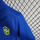Camisa Brasil Away (2) 1957/58 Retrô Masculina azul clássica, modelo histórico da Seleção Brasileira disponível na Wazemix, ideal para colecionadores e torcedores apaixonados."