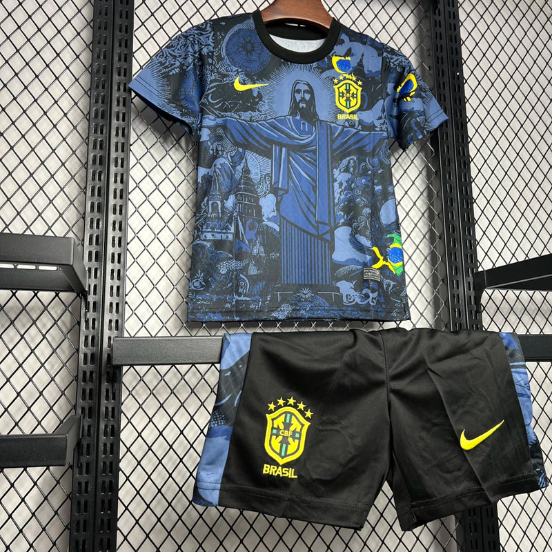 Kit Infantil Brasil Edição Especial 2024/25 Nike - camisa e short infantil da Seleção Brasileira, edição Copa América Cristo Redentor, uniforme oficial 2024/25, tecido leve e confortável, ideal para pequenos torcedores
