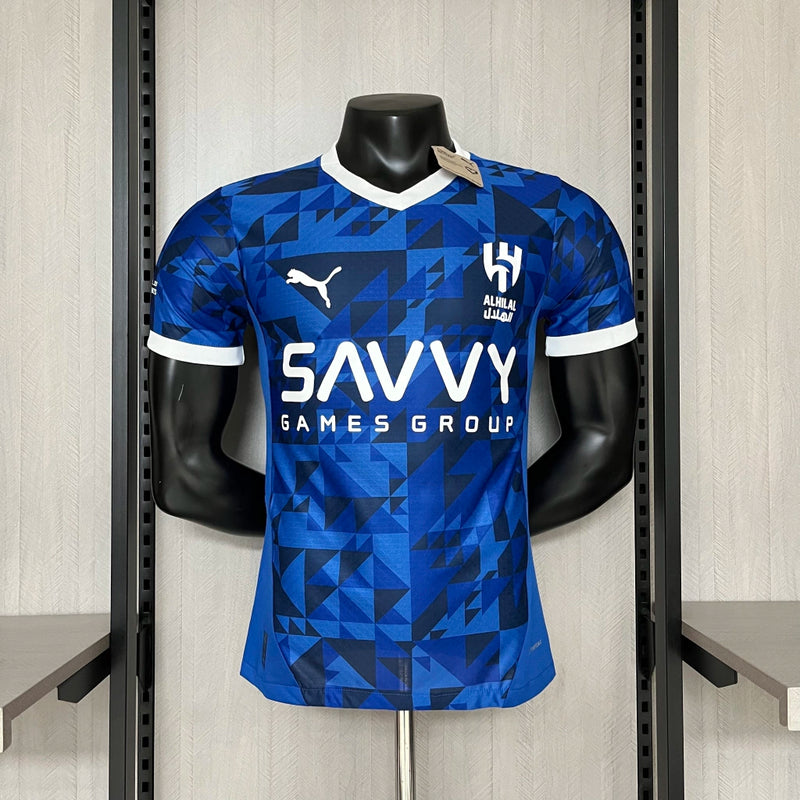 Camisa Al-Hilal 24/25 Home Masculina Modelo Player Azul Puma - uniforme de futebol versão jogador, manto do Al-Hilal FC com tecido leve, caimento slim e tecnologia de alta performance.