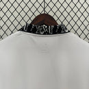 Camisa Japão Concept Vida 2024/25 Adidas Torcedor Masculina branca, uniforme conceitual inspirado na filosofia Vida da cultura japonesa, design exclusivo com tecnologia AEROREADY, confortável e estiloso, ideal para torcedores e colecionadores.