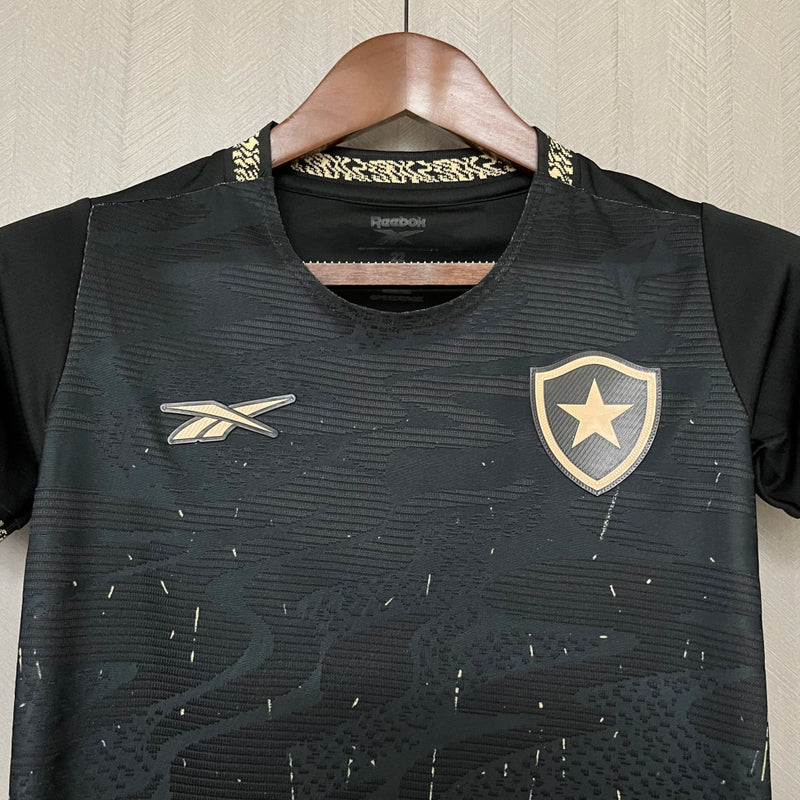 Kit Infantil Botafogo Away (2) 2024/25 Reebok – uniforme preto com detalhes dourados, camisa e shorts para crianças de 3 a 13 anos"