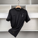Camisa Corinthians Away II 2024/25 Nike Torcedor Masculina - modelo preto, uniforme de visitante do Timão, escudo do clube e logo Nike em destaque.