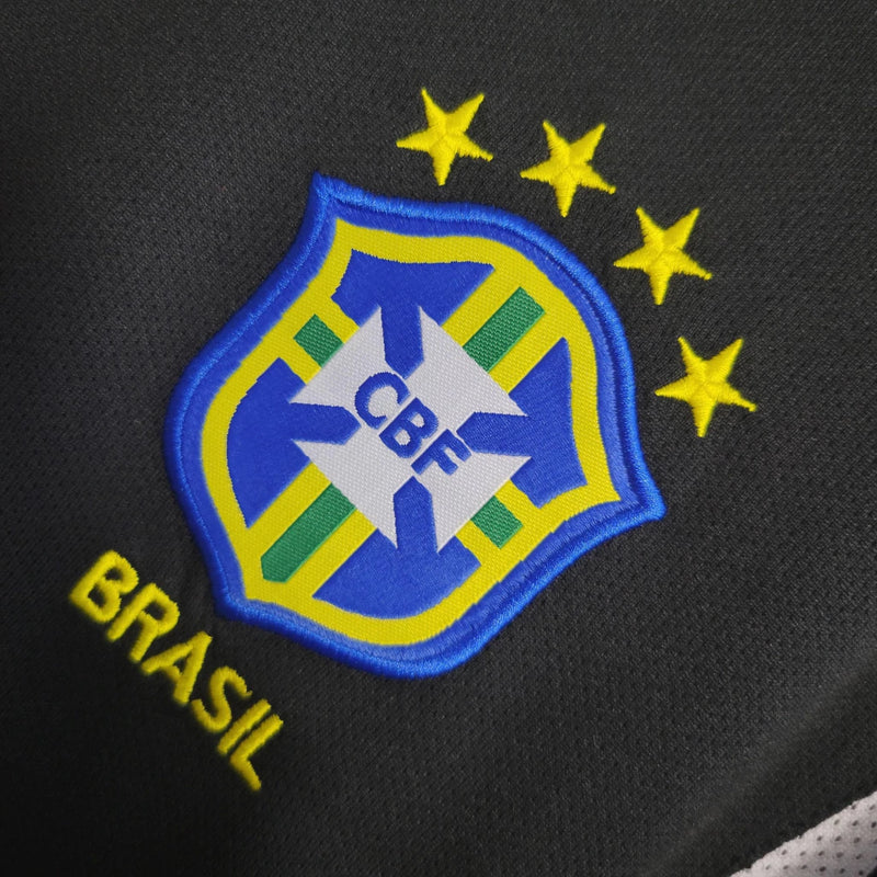 Camisa Brasil Goleiro 2002 Nike Retrô Masculina