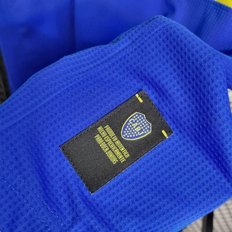 "Camisa Boca Juniors Edição Centenário 2005 Nike Retrô Masculina azul e amarela com escudo bordado e design clássico histórico"

