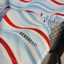 Texto alternativo para imagem:
Camisa River Plate Pré-Jogo 2024/25 Adidas Torcedor Masculina preta com detalhes gráficos em vermelho e branco, escudo do River Plate no peito e logo da Adidas estampado, modelo oficial para aquecimento dos jogadores.

