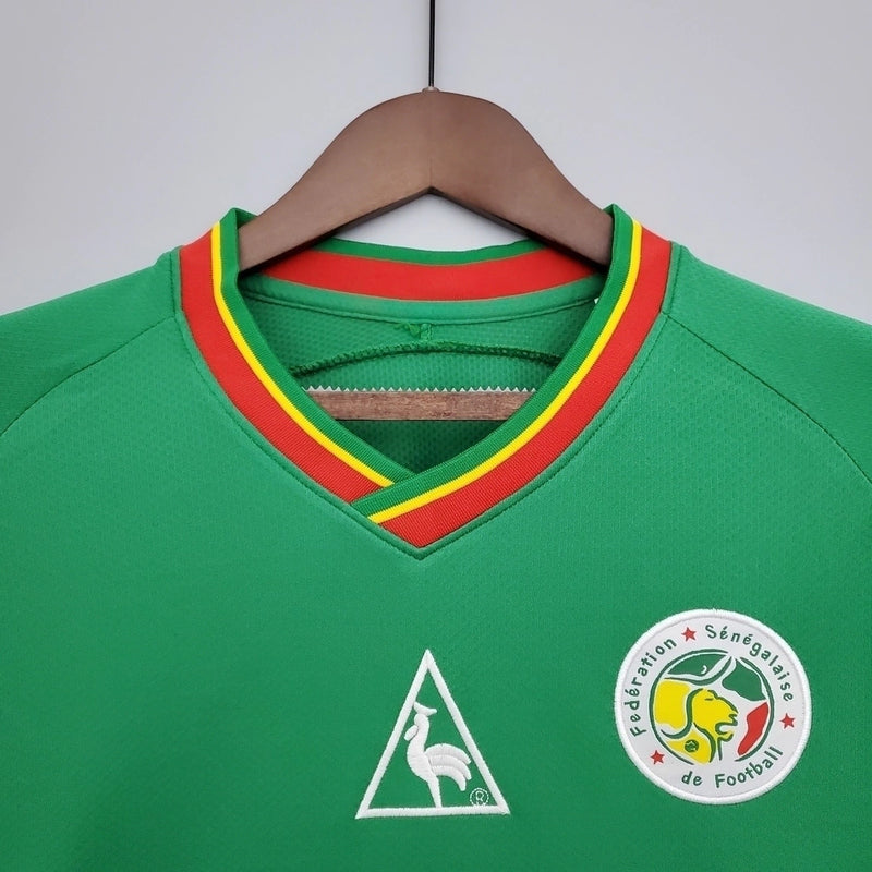 Camisa Senegal retrô 2002 2003 verde masculina titular seleção africana Copa do Mundo uniforme clássico futebol anos 2000Camisa Senegal 2002 retrô
Camisa Senegal Copa do Mundo 2002
Camisa Senegal verde titular
Camisa Senegal futebol retrô
Uniforme retrô seleção Senegal masculina