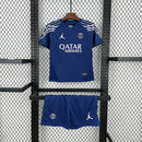 Kit Infantil PSG IV 2025/26 Jordan – Camisa e shorts azul para crianças, uniforme completo do Paris Saint-Germain