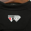 Camisa São Paulo Leônidas da Silva 2024/25 Preta modelo torcedor masculino com escudo bordado e design retrô