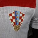Camisa Croácia Home 2024/25 Nike Jogador Masculina, xadrez vermelho e branco, modelo oficial da seleção croata, ideal para jogadores e fãs da Croácia"