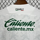 Kit Infantil Club León Away II 2025/26 – Conjunto completo camisa e shorts verde e branco para meninos e meninas