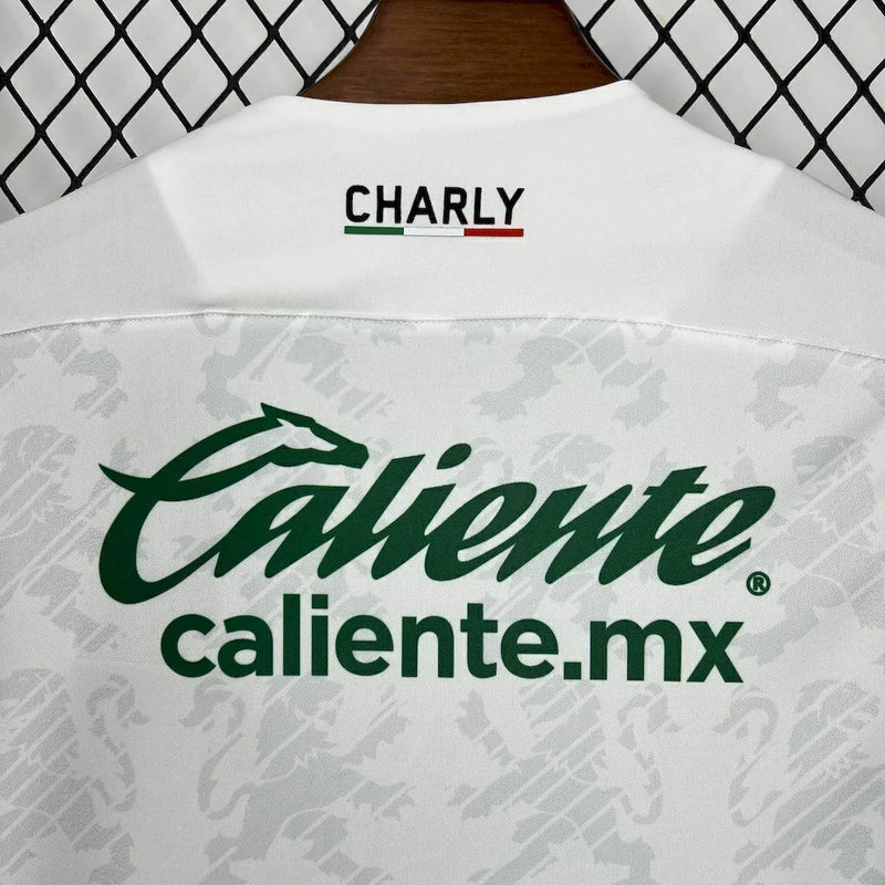 Kit Infantil Club León Away II 2025/26 – Conjunto completo camisa e shorts verde e branco para meninos e meninas
