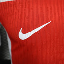 Camisa Croácia Home 2024/25 Nike Jogador Masculina, xadrez vermelho e branco, modelo oficial da seleção croata, ideal para jogadores e fãs da Croácia"