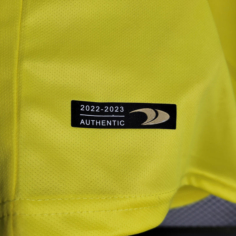 Camisa Al-Nassr Home 2022/23 Torcedor Masculina amarela da Adidas, modelo titular do time saudita, uniforme de futebol confortável em poliéster respirável, ideal para jogos, colecionadores e fãs do clube árabe.
